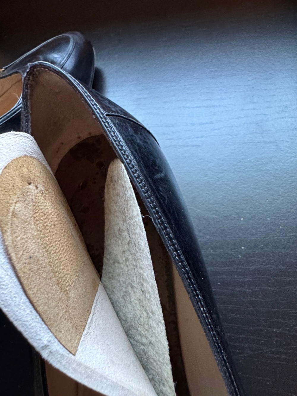 SALVATORE FERREGAMO SAKS FIFTH AVENUE Vintage Leather Heels - Picture 6 of 7